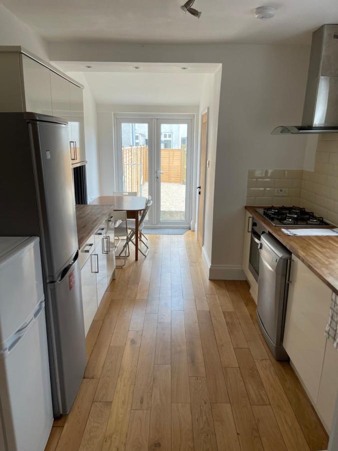 Room In Gloucester Road 4 Bristol Exterior foto