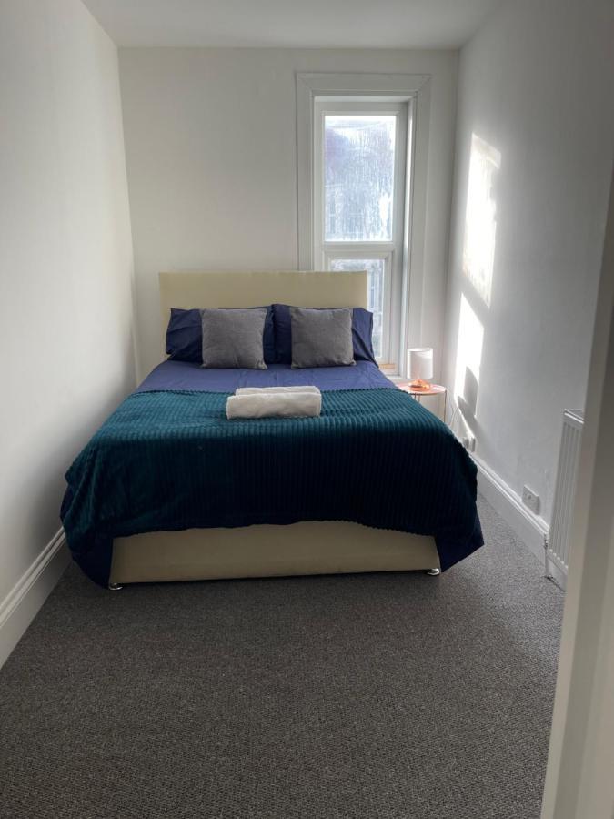Room In Gloucester Road 4 Bristol Exterior foto